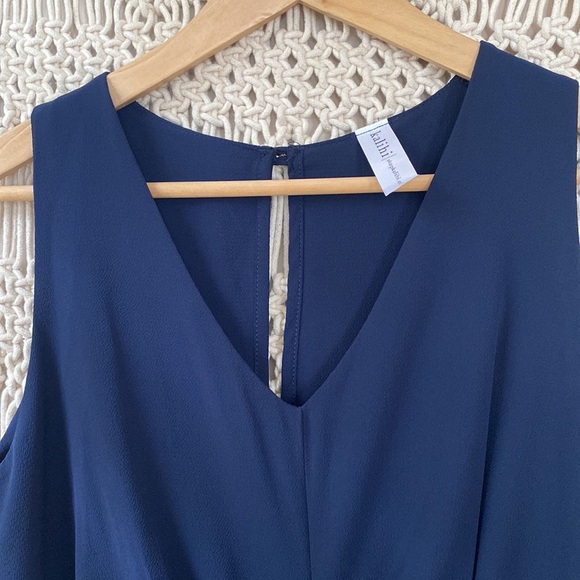 Kalihi, dark navy blue, sleeveless tank, tie front blouse, size small - Picture 6 of 10